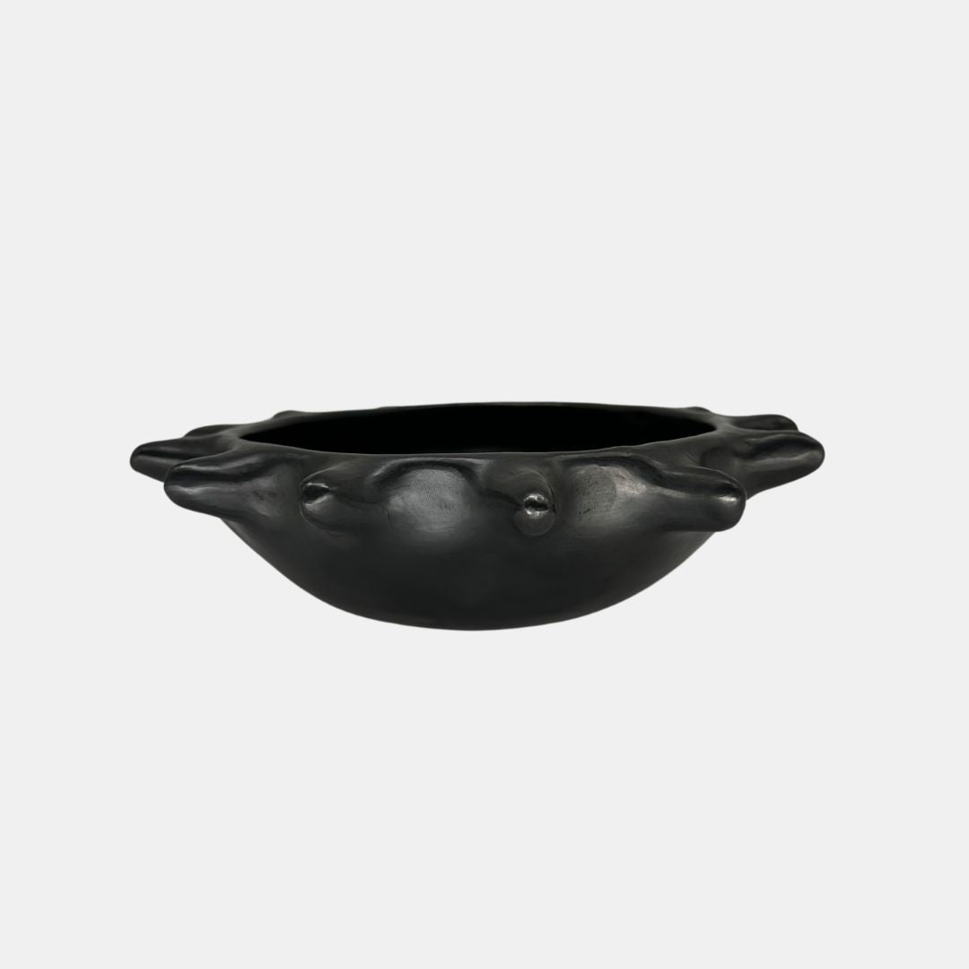 Spiked bowl decor